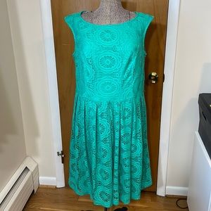 London Times Womens 14W Sea Foam Green Lace Overlay Cap Sleeve Dress